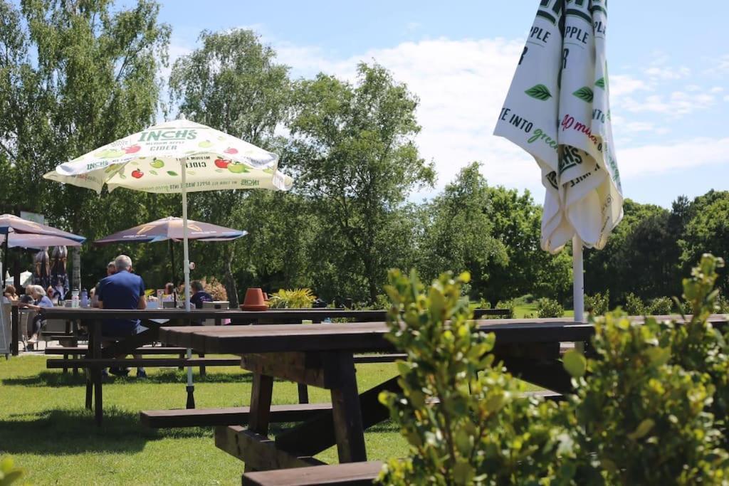 The Dolman At Ferndown Forest Golf Course Eksteriør billede